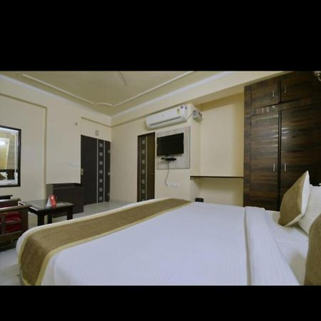 Hotel Sky Heights Джайпур Екстериор снимка
