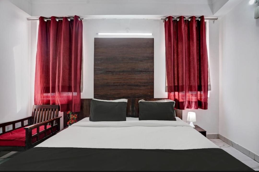 Hotel Sky Heights Джайпур Екстериор снимка