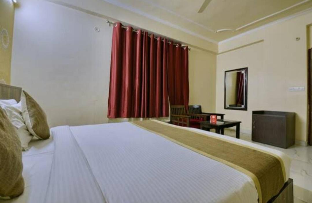 Hotel Sky Heights Джайпур Екстериор снимка