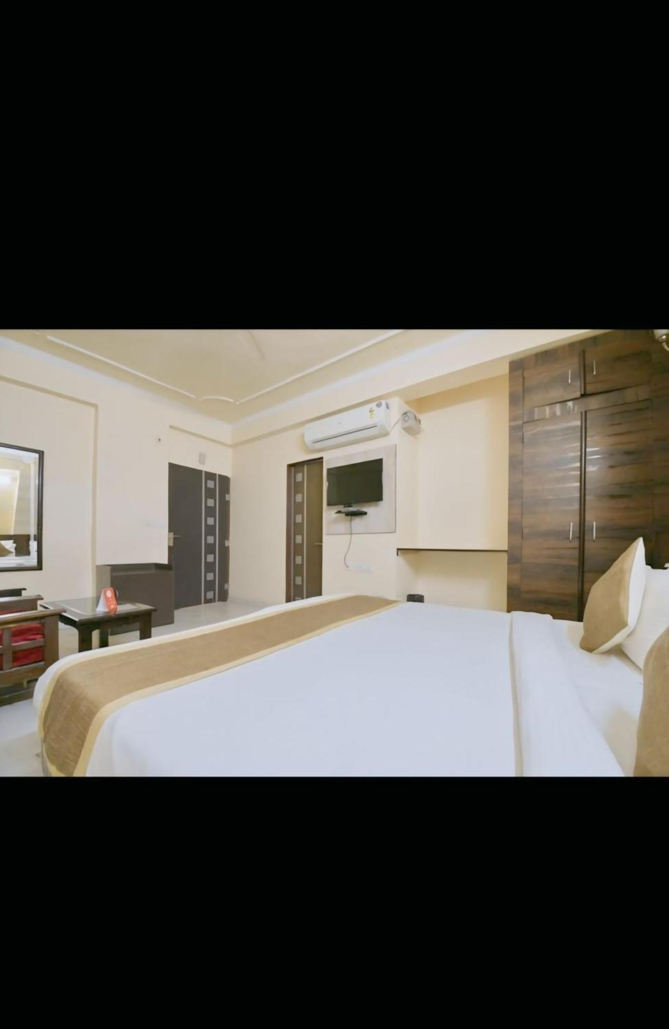 Hotel Sky Heights Джайпур Екстериор снимка