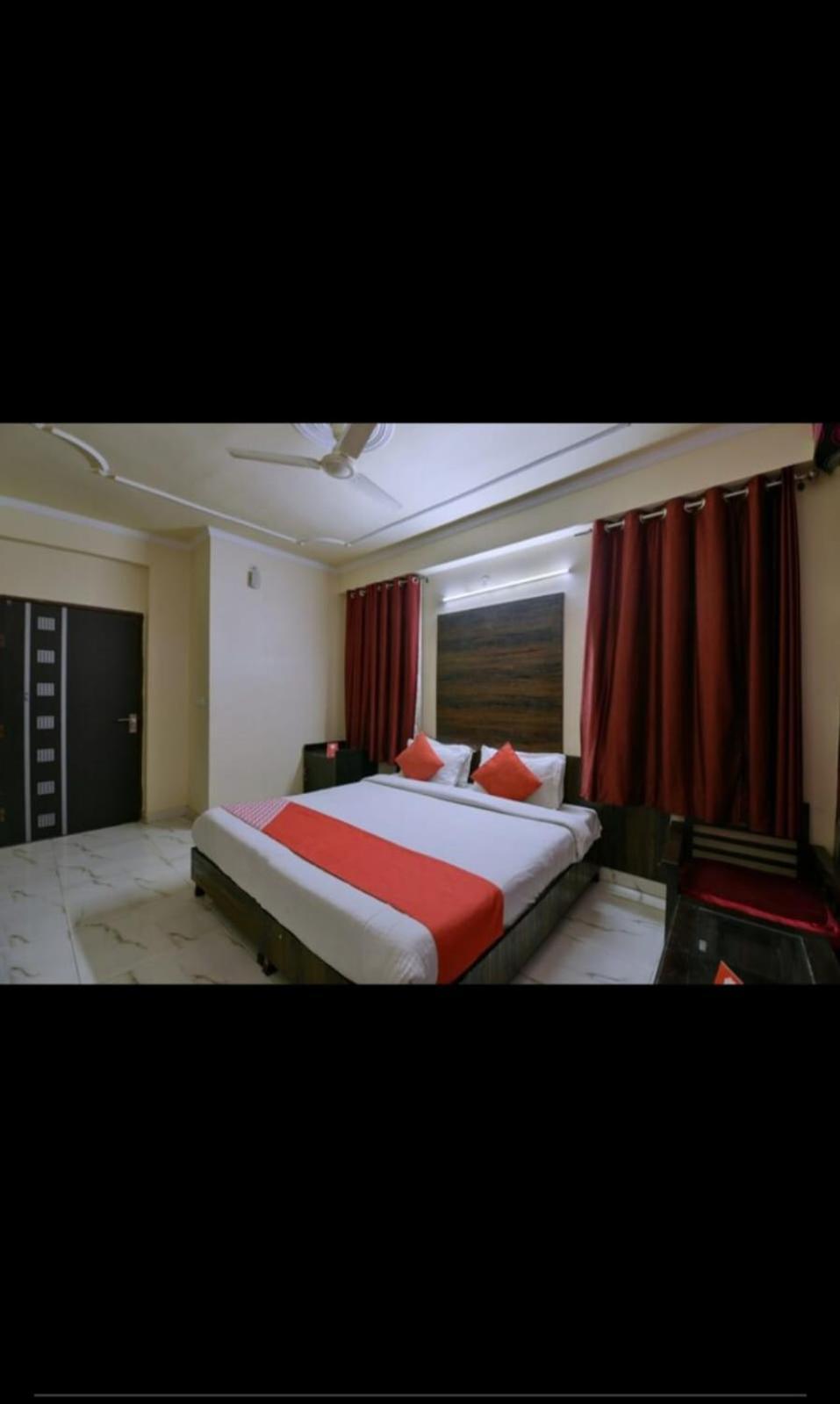 Hotel Sky Heights Джайпур Екстериор снимка