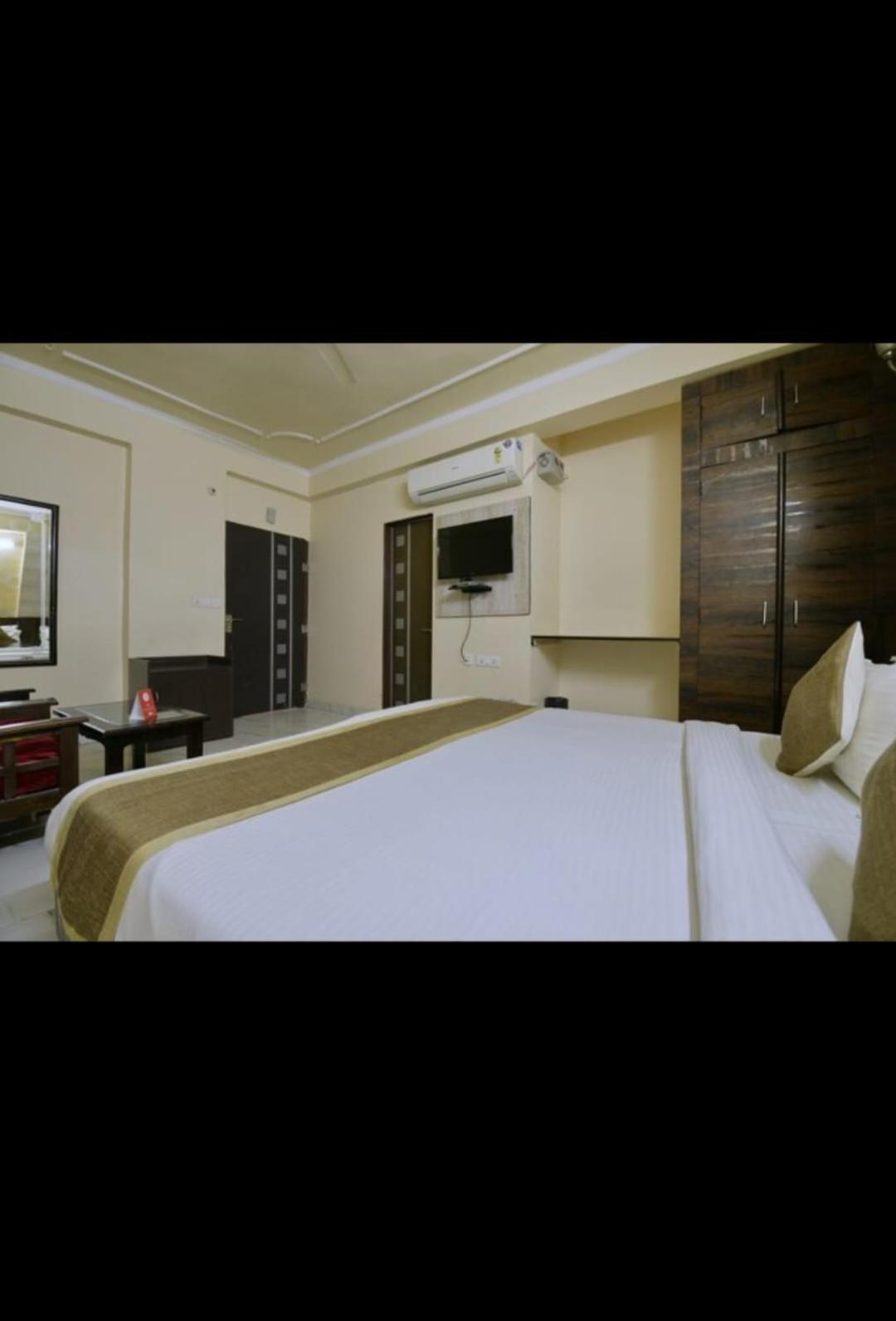 Hotel Sky Heights Джайпур Екстериор снимка